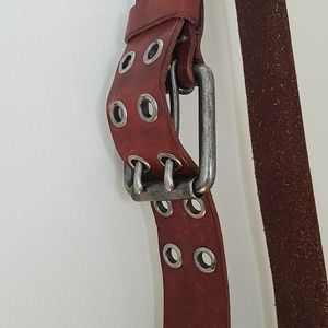 American Eagle brown leather belt